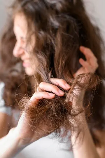 10 Bahan Alami yang Bisa Membantu Mengatasi Rambut Kusut