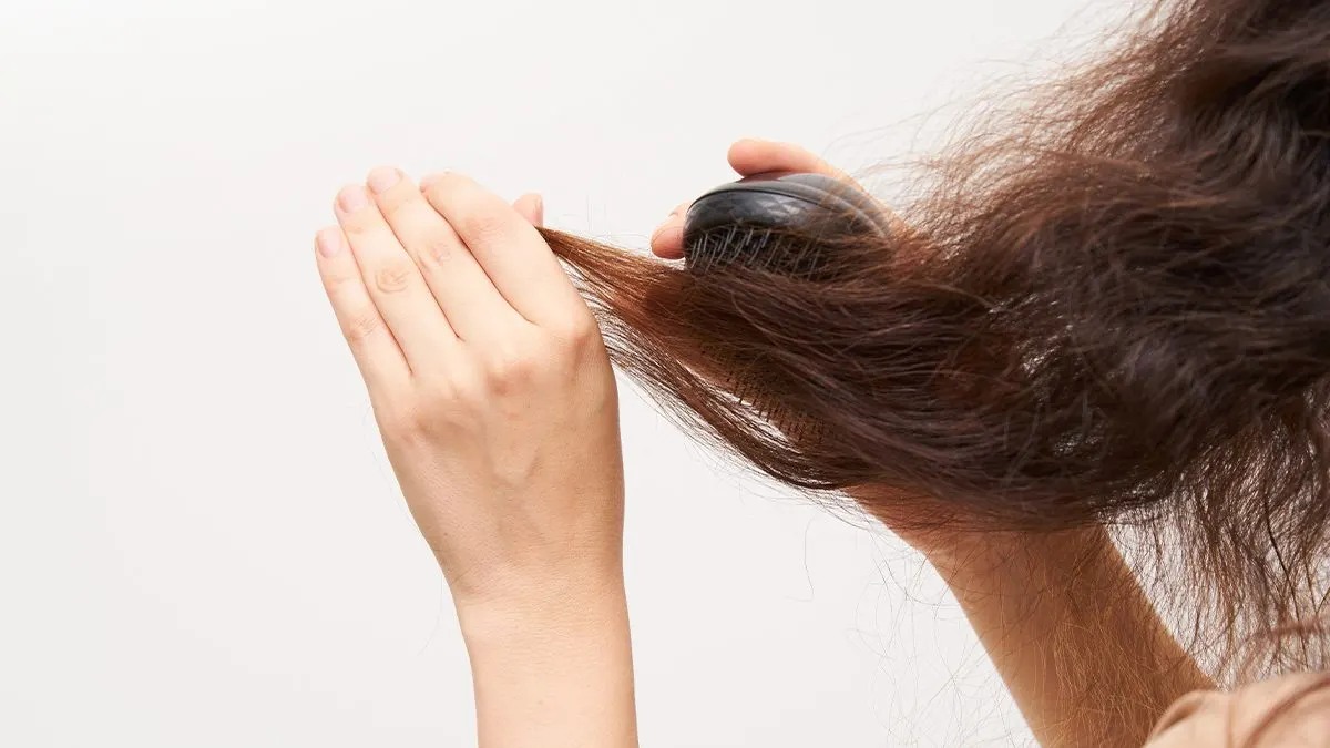 Mengapa Rambut Sering Kusut? Ini Penyebab dan Cara Mencegahnya