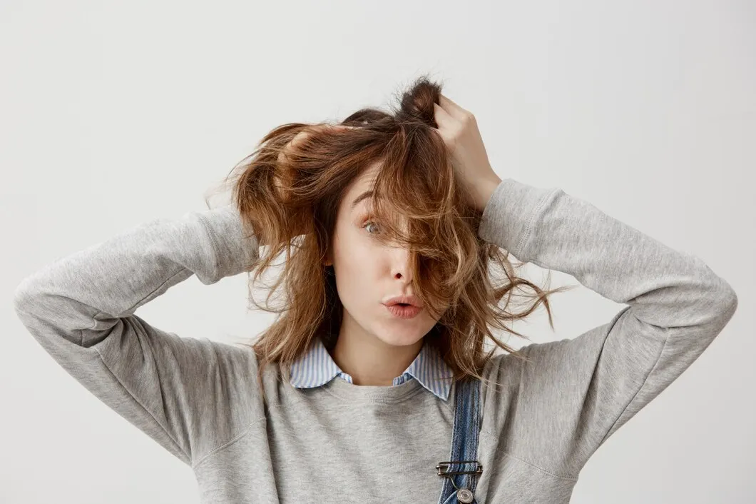 Jangan Panik! Ini Cara Cepat Rapikan Rambut Saat di Luar Rumah