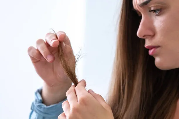 Tips Biar Rambut Tetap Asik Tanpa Bikin Bercabang Gara-Gara Gesekan Bahan Kasar
