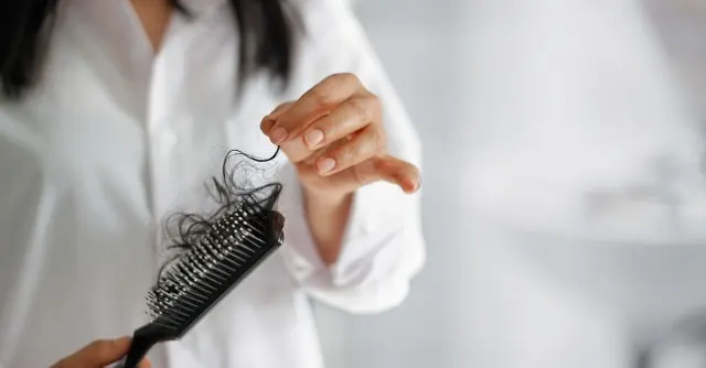 10 Vitamin dan Nutrisi Penting untuk Mengurangi Kerontokan Rambut
