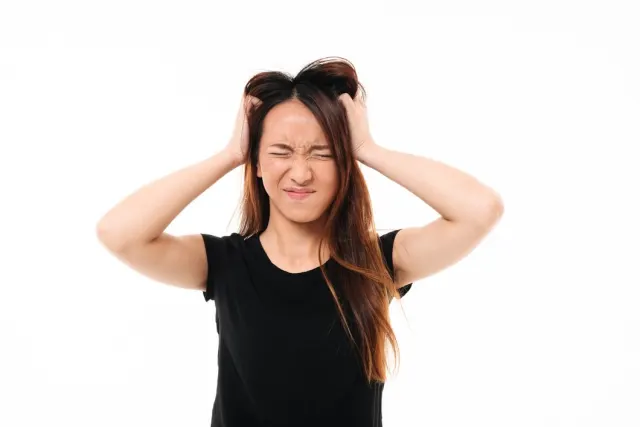 Bahan Alami yang Ampuh Memperbaiki Rambut Rapuh dan Kering