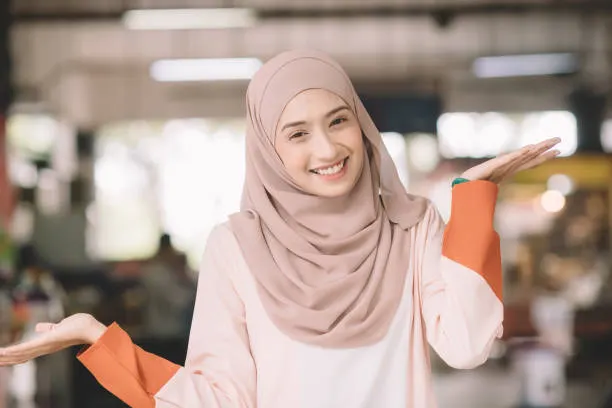 Kebotakan Dini? No Way! Ini Dia Cara Mencegahnya Buat Kamu yang Berhijab