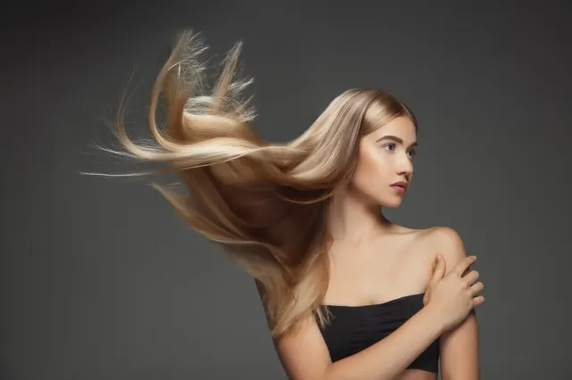 Rambut Lepek dan Berminyak? Begini Cara Merawatnya Biar Tetap Fresh!
