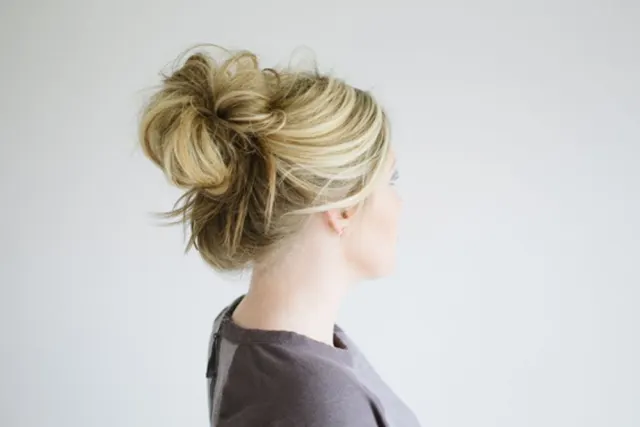 Messy Bun yang Terlihat Stylish, Bagi Pemula
