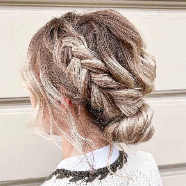 Halo Braid: Gaya Rambut Elegan yang Membuat Penampilan Semakin Anggun